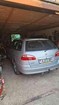 Toyota Avensis 2002 an Bender Bender