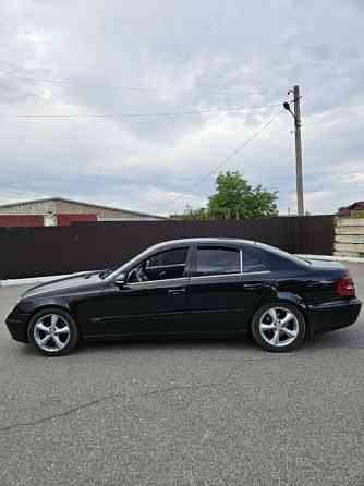 Mercedes E-Class 2004 год Каушаны Каушаны