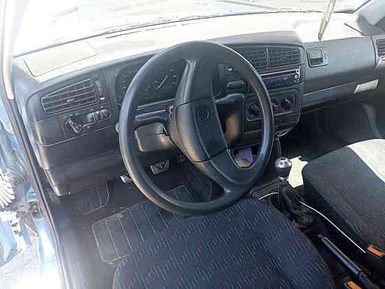 Volkswagen Golf 1993 an Bender Bender