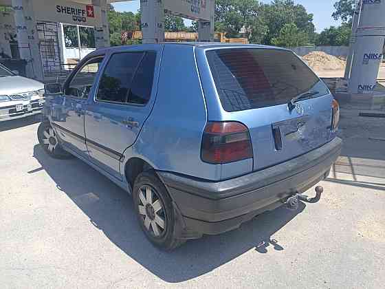 Volkswagen Golf 1993 an Bender Bender