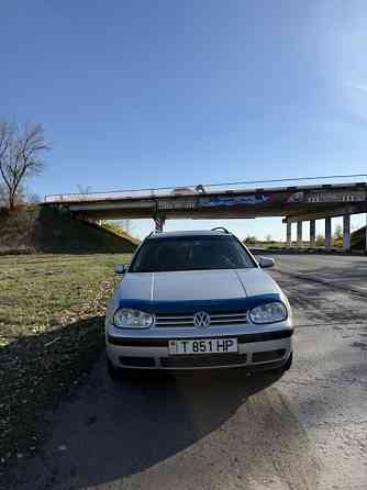 Volkswagen Golf 2000 an Bender Bender