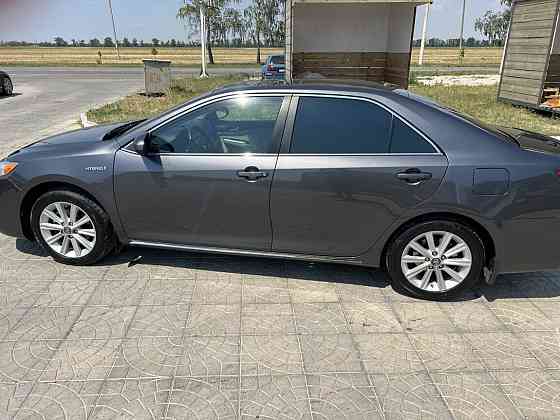 Toyota Camry 2013 год Парканы Парканы