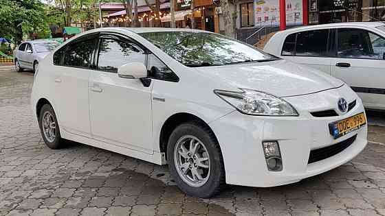 Toyota Prius 2009 an Bender Bender