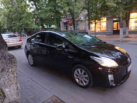 Toyota Prius 2011 an Bender Bender