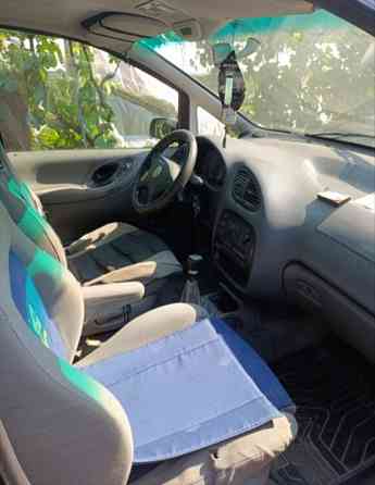 Volkswagen Sharan 2000 an Camenca Camenca