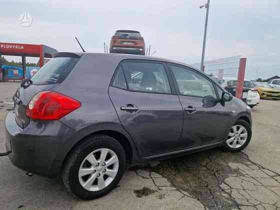 Toyota Auris 2009 год Каменка Camenca