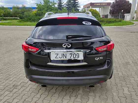 Срочно! Infiniti QX70 2015 года, 3.7 бензин. Rezina