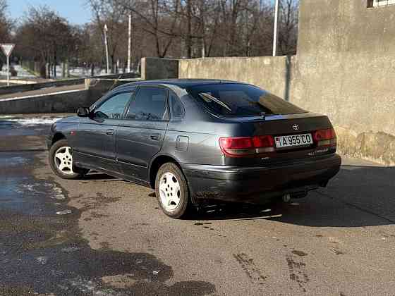 Toyota Carina 1995 an Bender Bender