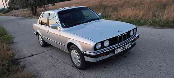 BMW 5 Series 1986 год Суклея Суклея