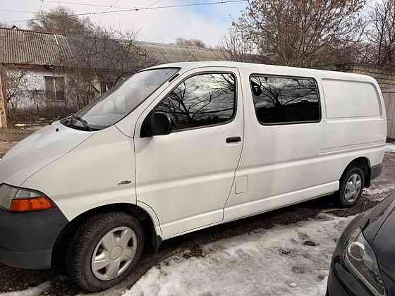 Toyota Hiace 2001 an Bender Bender