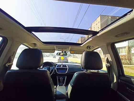 Suzuki S Kross!! 4×4 2016 год пробег 111000 км. Панорама люк кожа торг Тирасполь