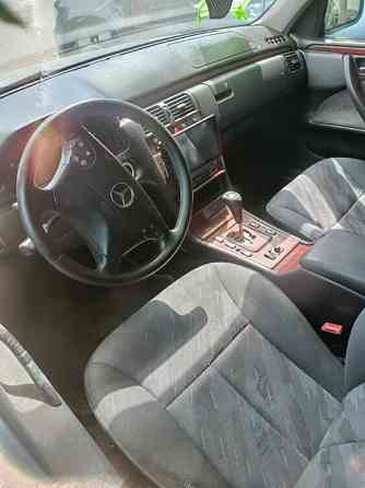 Mercedes E-Class 1999 год Суклея Суклея