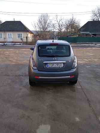 Lancia Ypsilon 2009 год Резина Резина