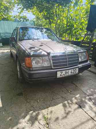Mercedes E-Class 1993 an Blijnii Hutor Blijnii Hutor