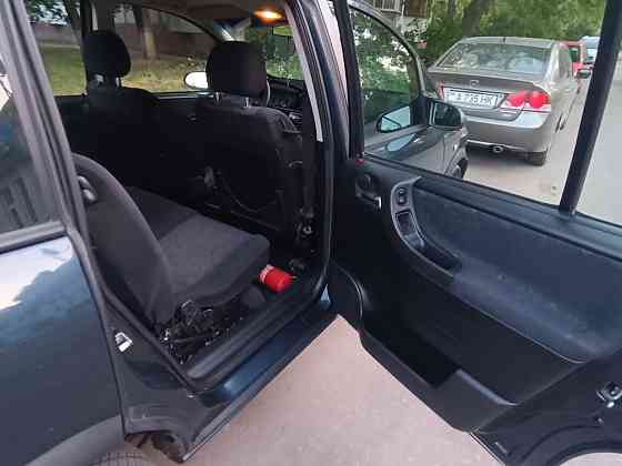 Opel Zafira 2001 an Bender Bender