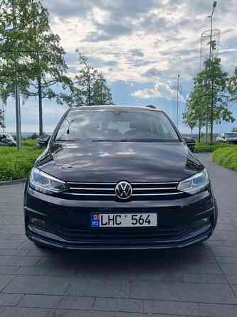 Volkswagen Touran 2023 an Chişinău Chişinău