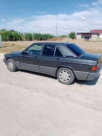 Mercedes 190 (W201) 1991 an Tiraspol Tiraspol