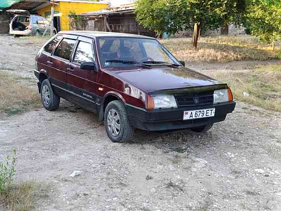 VAZ / Lada 2109 1995 an Bender Bender