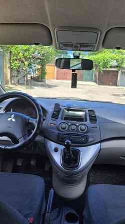 Mitsubishi Grandis 2006 год Бендеры Бендеры