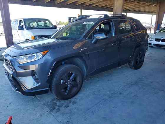 Toyota RAV4 2019 год Тирасполь Тирасполь