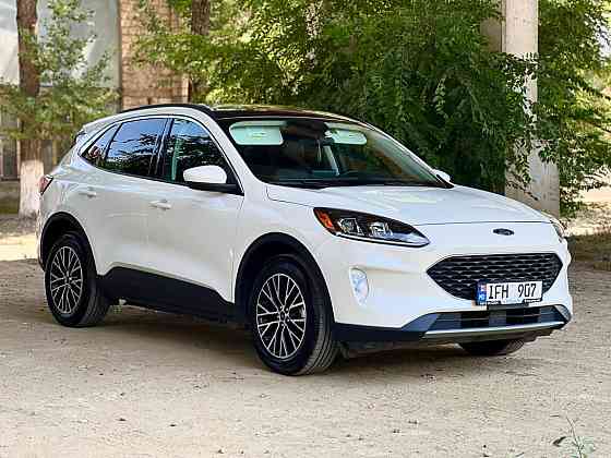 Ford Escape Plug-In-Hybrid Тирасполь