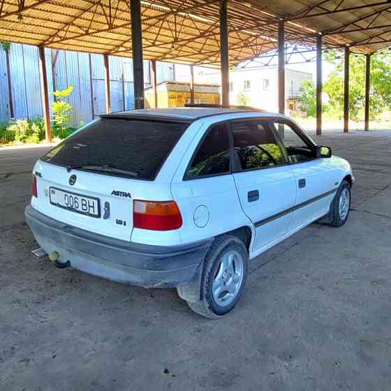 Opel Antara 1993 год Суклея Суклея