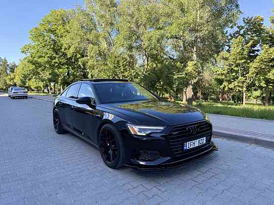 Audi A6 2019 an Bender Bender