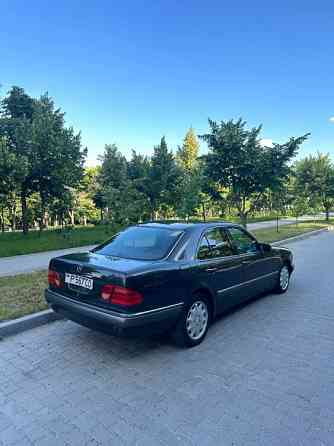 Mercedes E-Class 1996 год Бендеры Бендеры