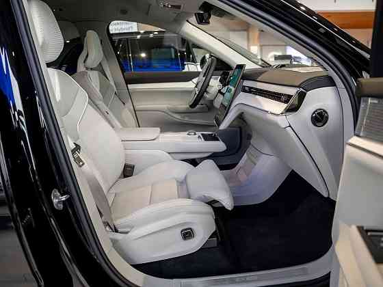 Volvo EX90 Сороки