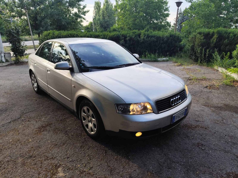 Audi A4 2001 год Тирасполь Тирасполь - изображение 2