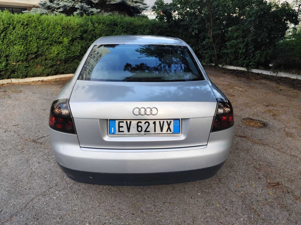 Audi A4 2001 год Тирасполь Тирасполь - изображение 4