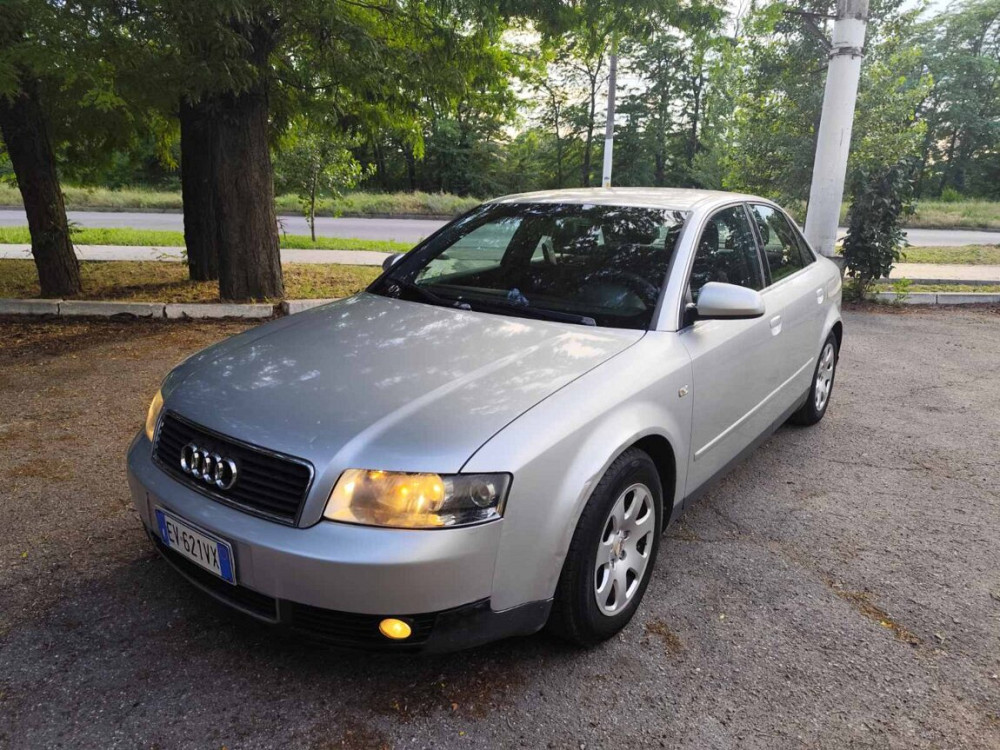 Audi A4 2001 год Тирасполь Тирасполь - изображение 1