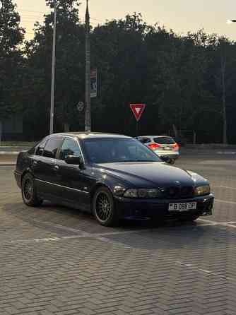 BMW seria 5 2000 an Bender Bender