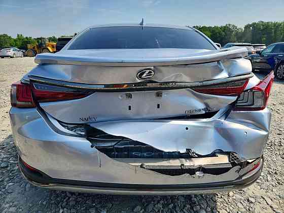 Lexus ES 2022 an Tiraspol Tiraspol