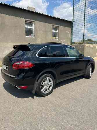 Porsche Cayenne 2010 год Бендеры Бендеры