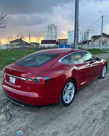 Tesla Model S 2014 an Rîbnița Rîbnița