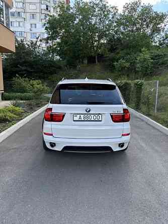 BMW X5 2012 an Bender Bender