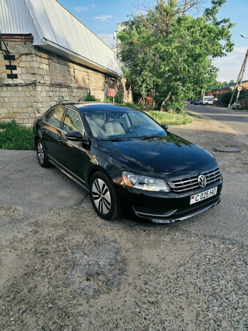 Volkswagen Passat 2012 an Tiraspol Tiraspol - fotografie 3