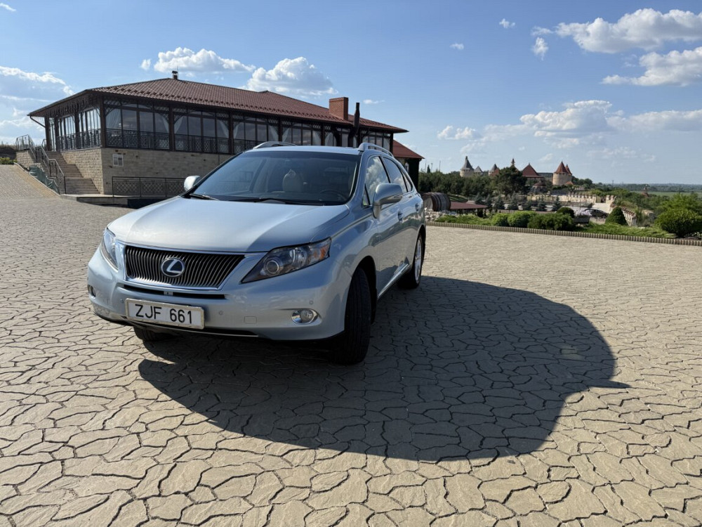 Lexus RX 2009 an Bender Bender - fotografie 1
