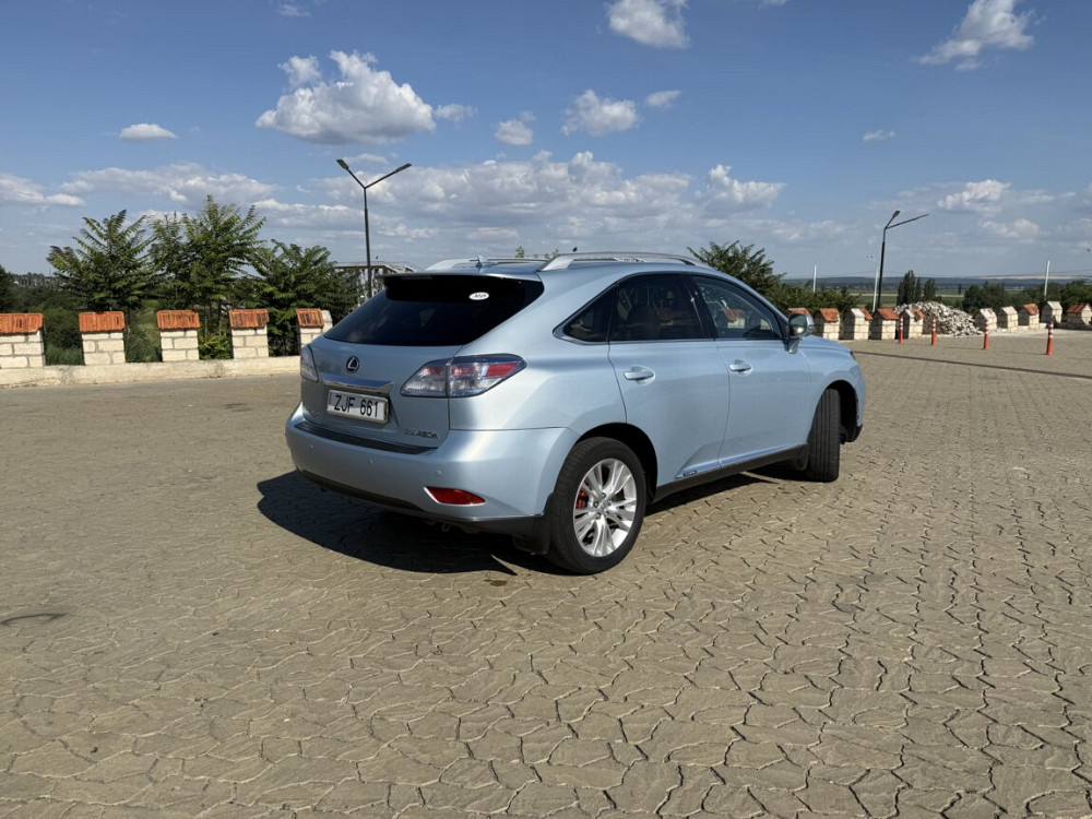 Lexus RX 2009 an Bender Bender - fotografie 4
