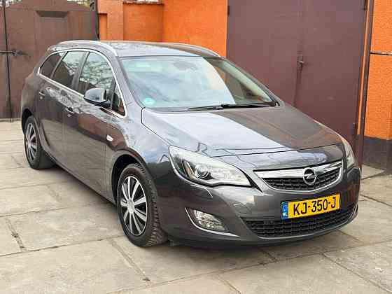 Opel Astra 2013 год Слободзея Слободзея