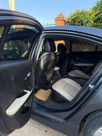 Chevrolet Volt 2011 an Sucleia Sucleia