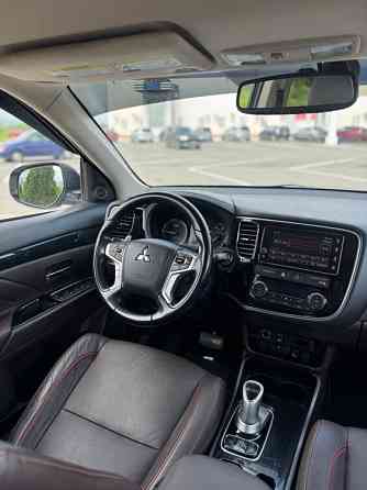Mitsubishi Outlander 2.4 Plug-In-Hybrid Tiraspol