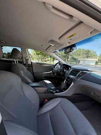 Hyundai Sonata Hybrid (2013) Limited Tiraspol