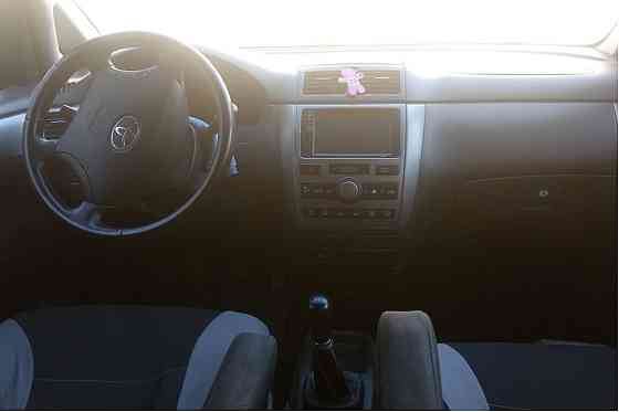 Toyota Avensis Verso 2004 an Tiraspol Tiraspol