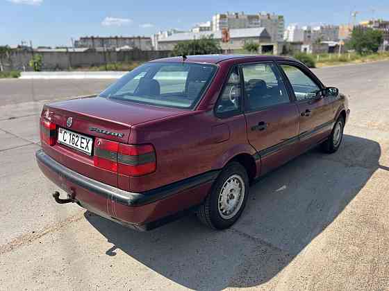 Volkswagen Passat 1994 an Tiraspol Tiraspol