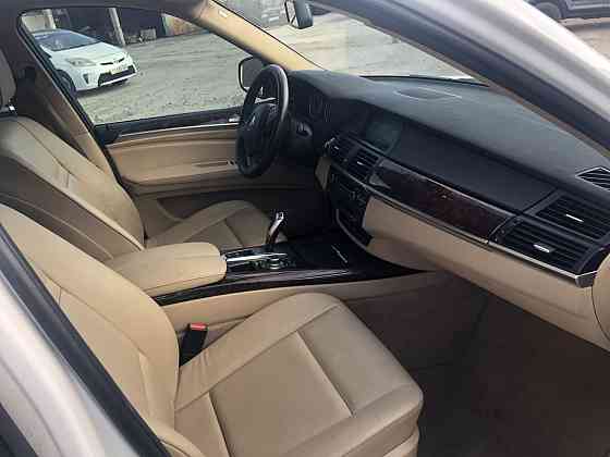 BMW X5 2012 an Blijnii Hutor Blijnii Hutor