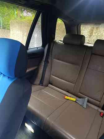 BMW X5 2004 an Bender Bender