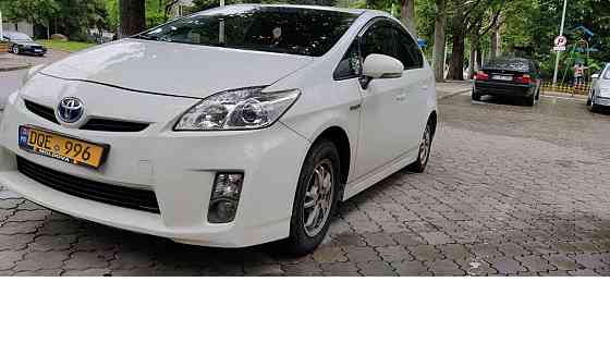 Toyota Prius 2009 an Bender Bender