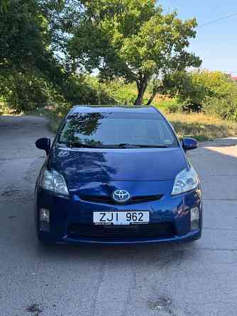 Продам Toyota Prius 30, 2011 год, 1.8 гибрид + (газ метан 10 кубов). Tiraspol